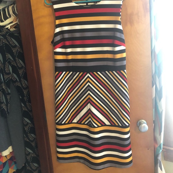 Striped dress size 12 - Picture 2 of 5